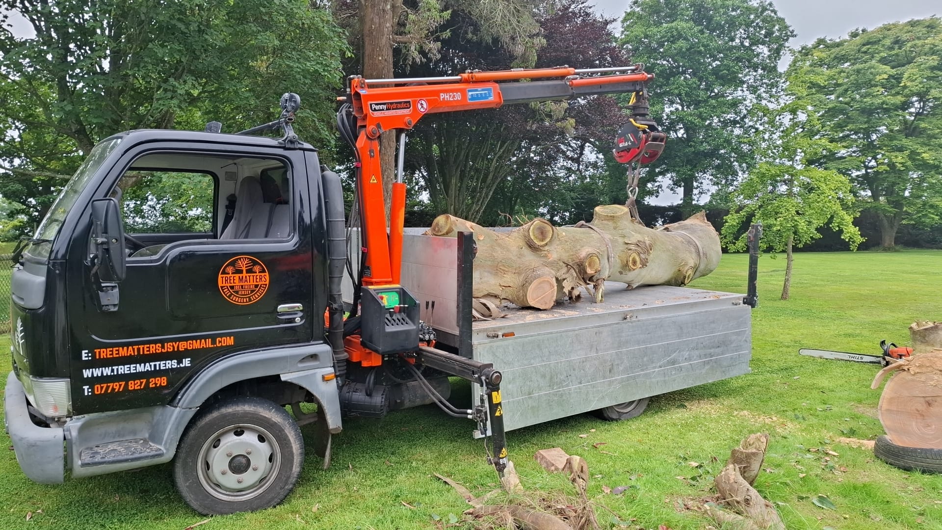 Nissan cabster hiab